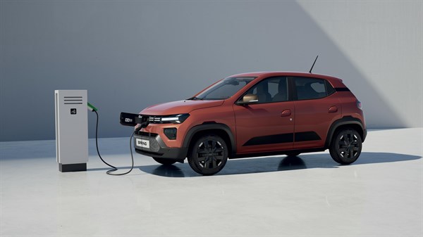 Dacia Spring - fast charging point
